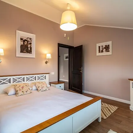 Holiday home Domeniul Culcer Dobrita